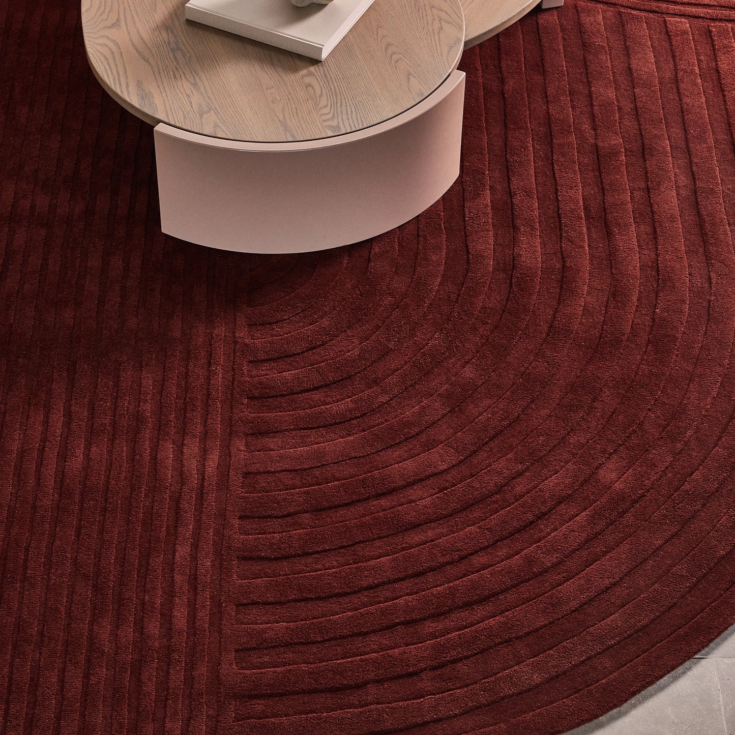 Trace Rug - Brick Red