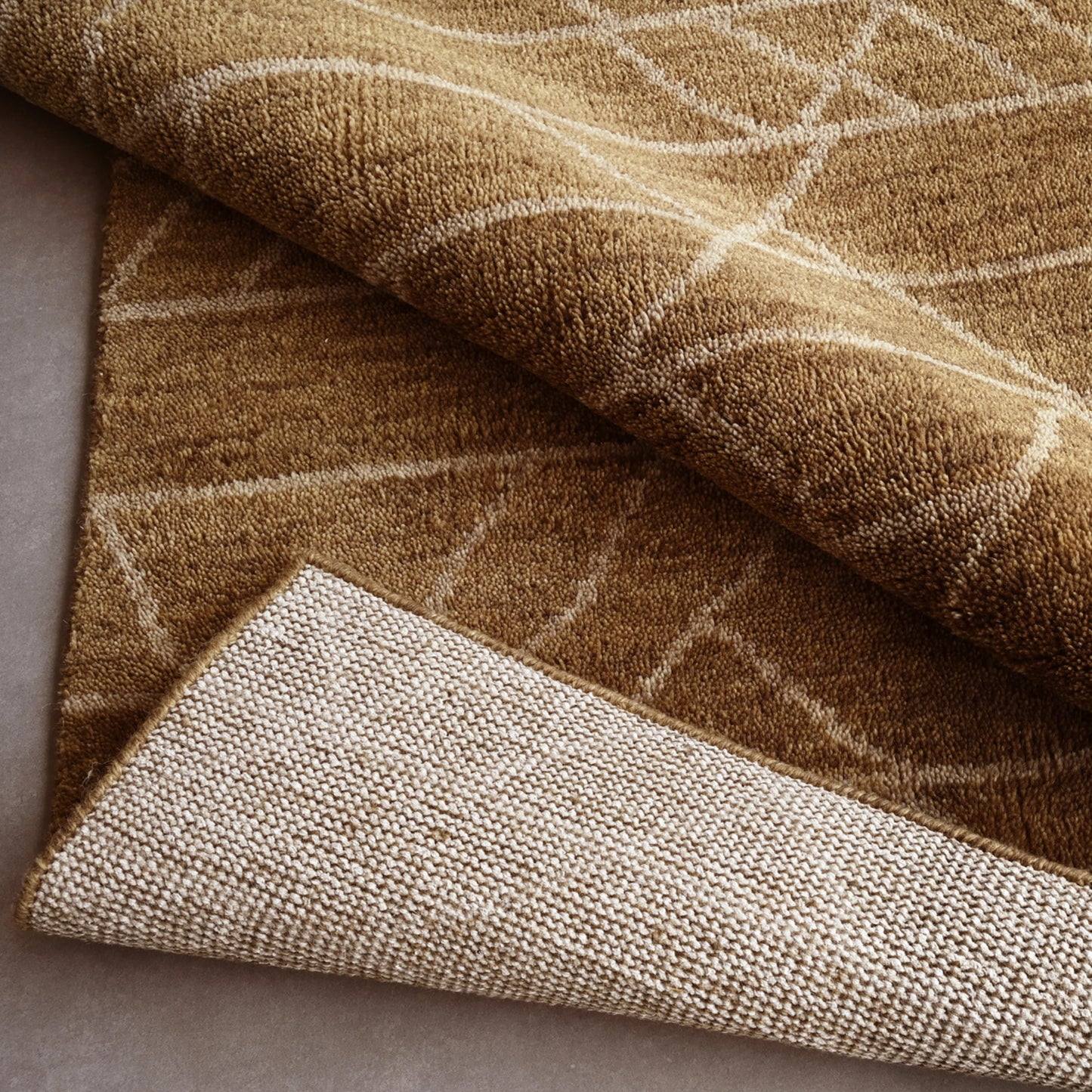 Twist Rug - Bark